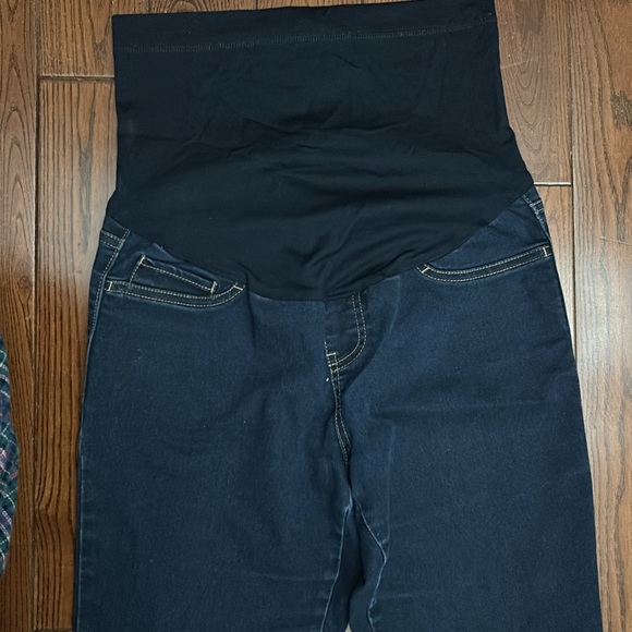 Liz Lange Maternity Jeans - Picture 2 of 4